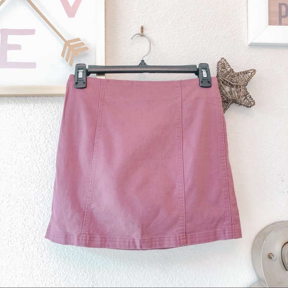 Tilly's Dresses & Skirts - 🥑 2/$40 TILLYS white fawn rust pink skirt